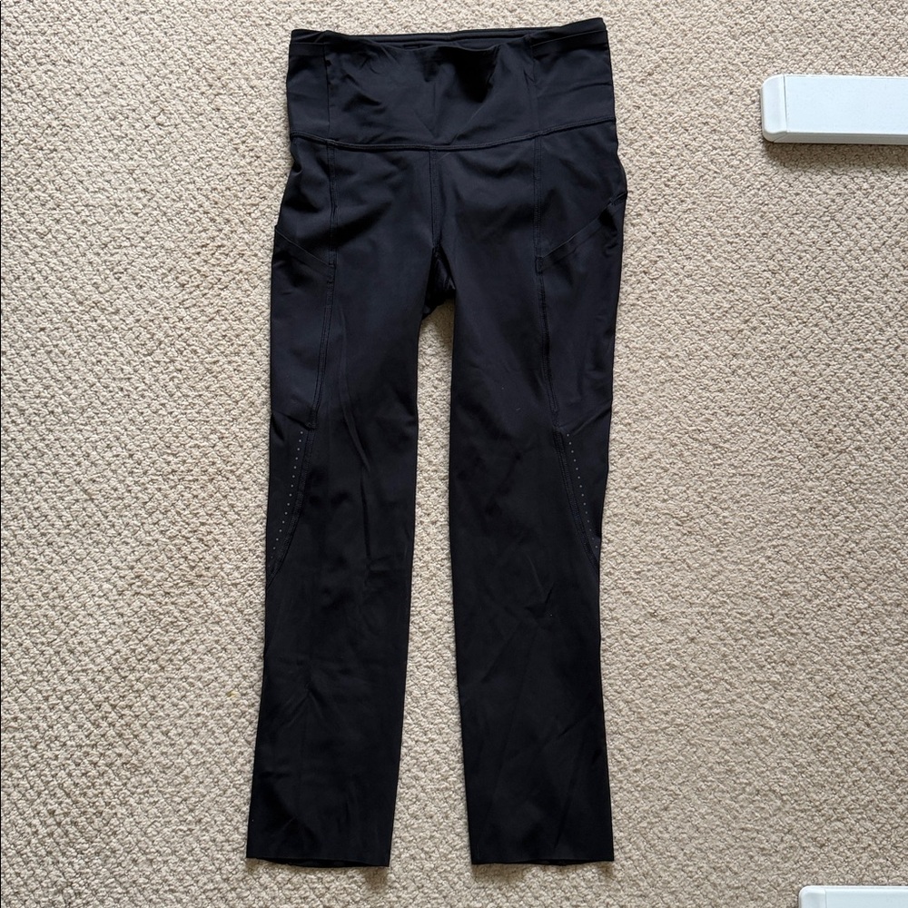 Lululemon high waisted black leggings pants Size 4